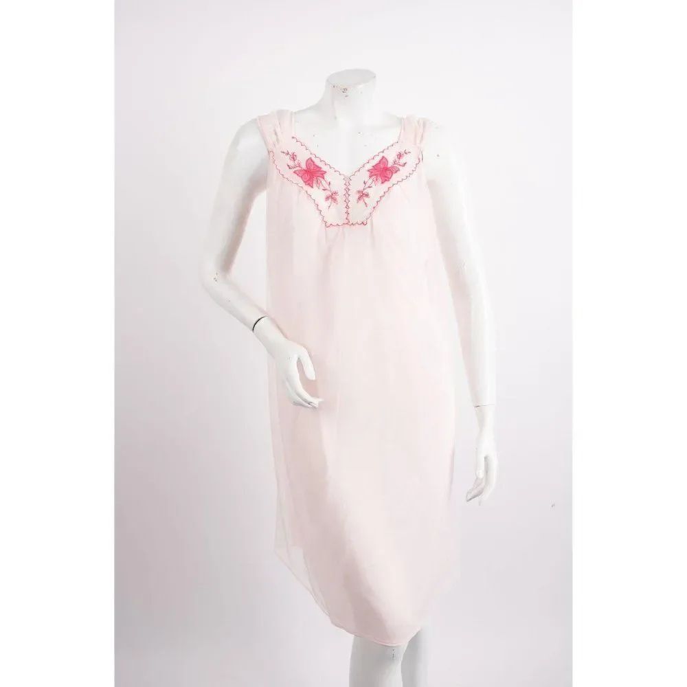 1970sβAristocraftΒ NightβGownβEmbroideredβBabydoll